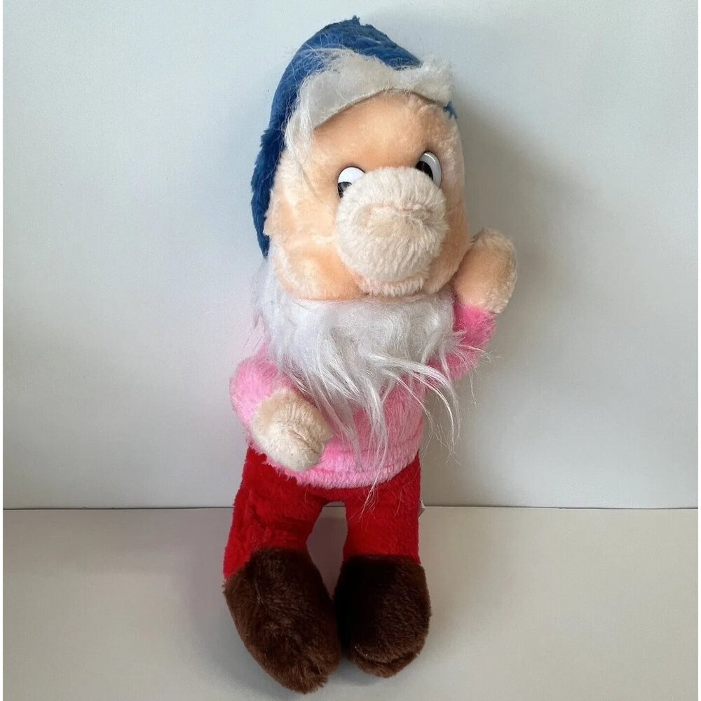 Novelty Co Snow White Seven Dwarfs Bashful Stuffed Animal Plush Toy 15"